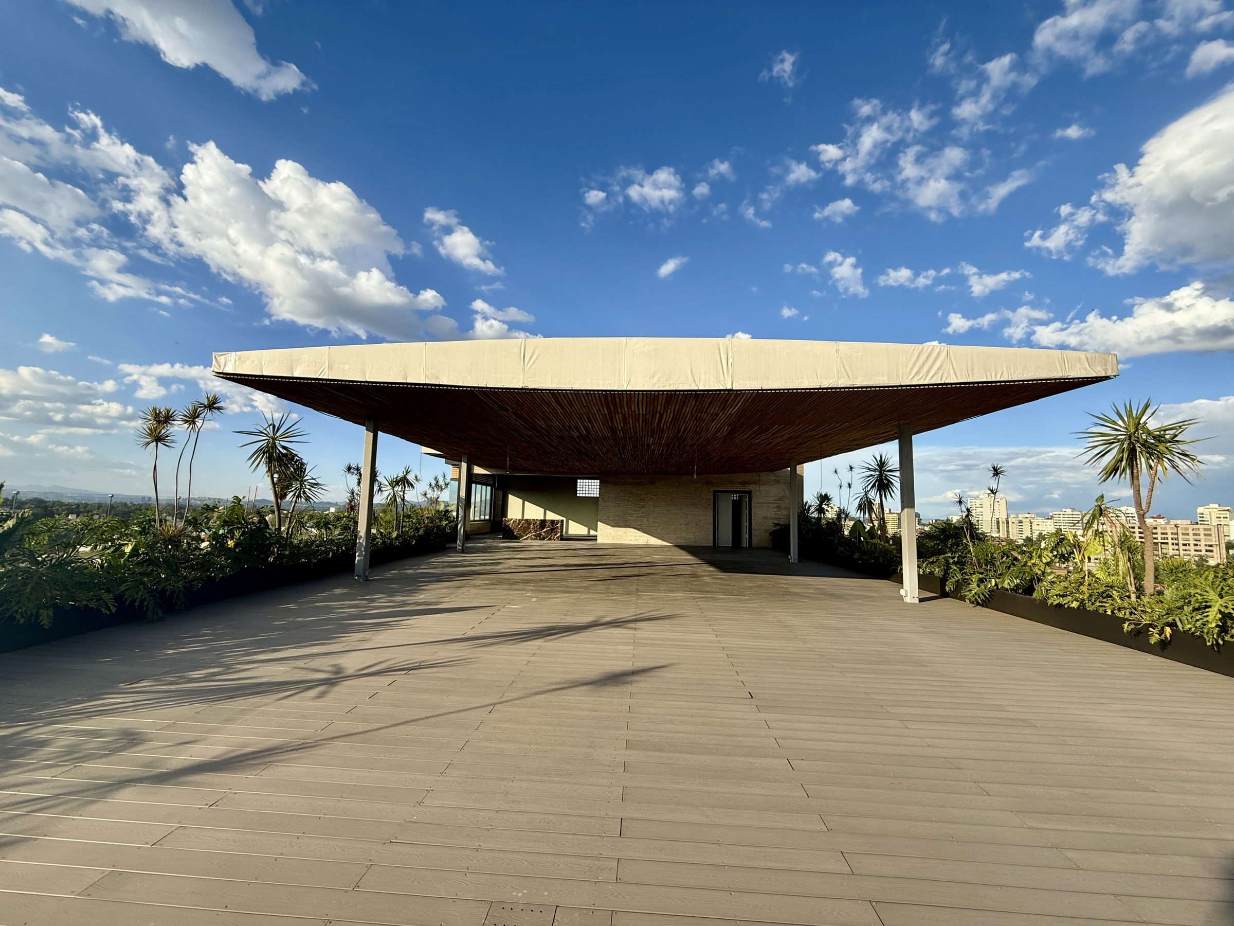 Local Plaza Trevi, Tecamachalco — imagen 2
