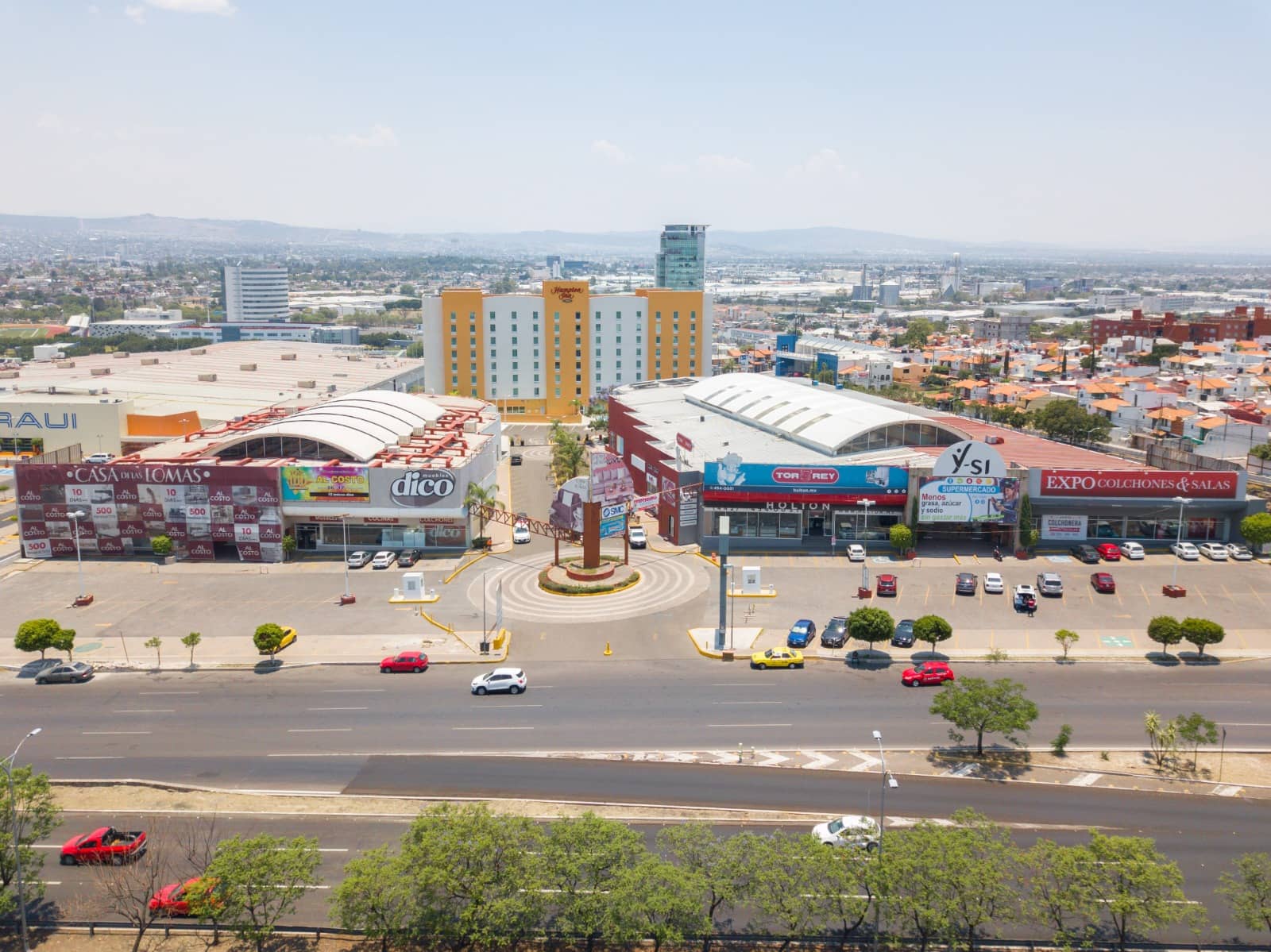 Locales Plaza el Punto Queretaro